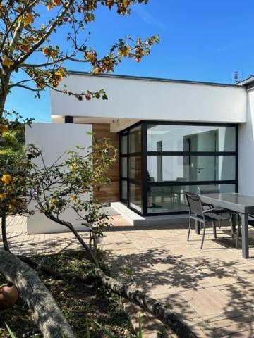 Maison Villa Montmarin Vue Mer Bretagne Nord Vers Roscoff Carantec Morlaix Plouescat Locquenole Avec Son Spa Et Sa Vue Mer Exterior foto